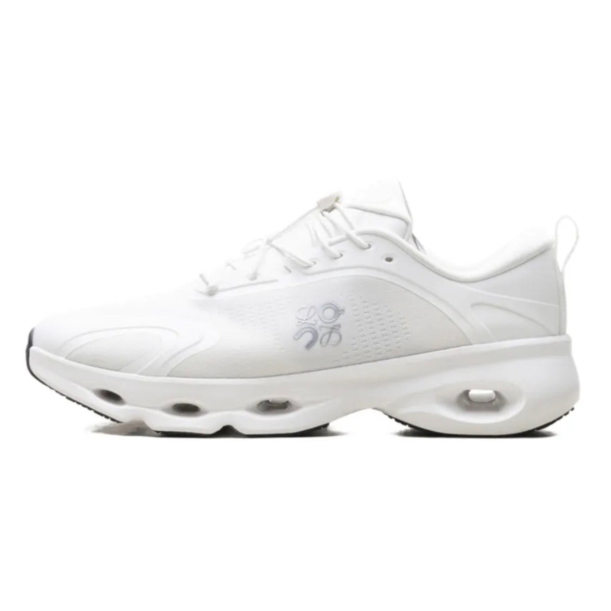 On Cloudsolo 'White'