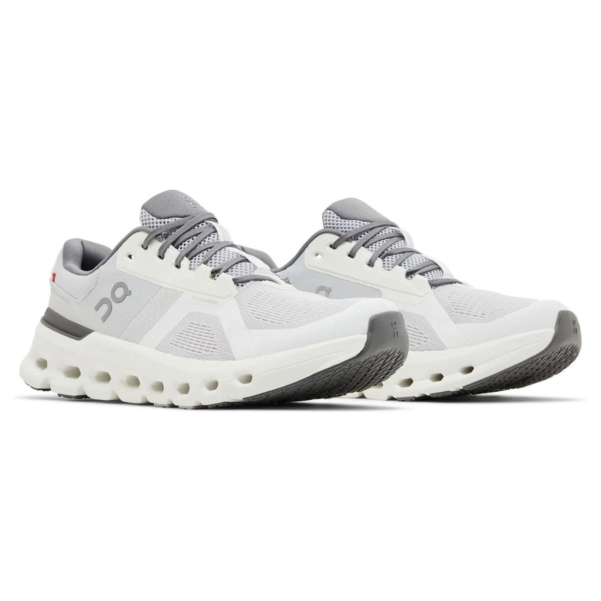 On Cloudrunner 2 'Frost / White'