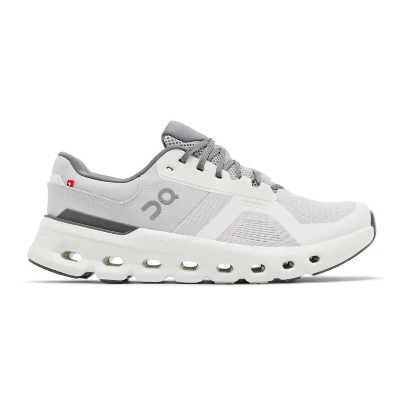 On Cloudrunner 2 'Frost / White'
