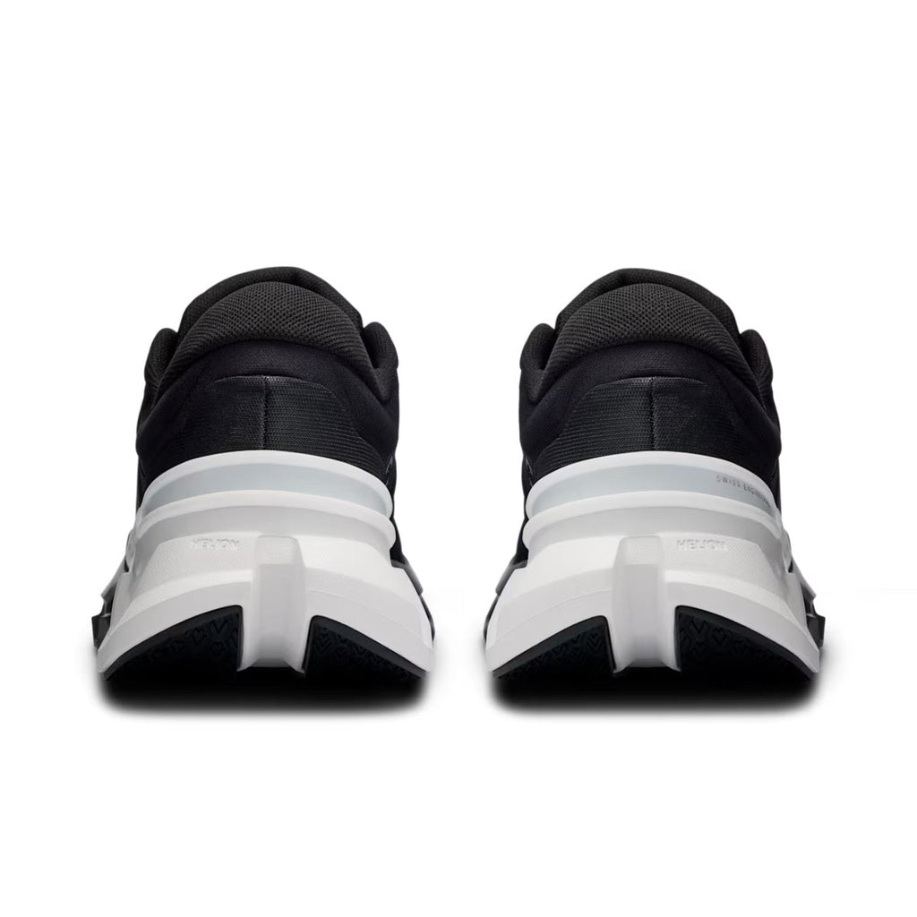 On Cloudflyer 5 'Black / White'