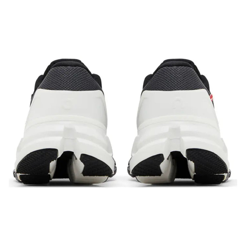 On Cloudflyer 4 'Black / White'