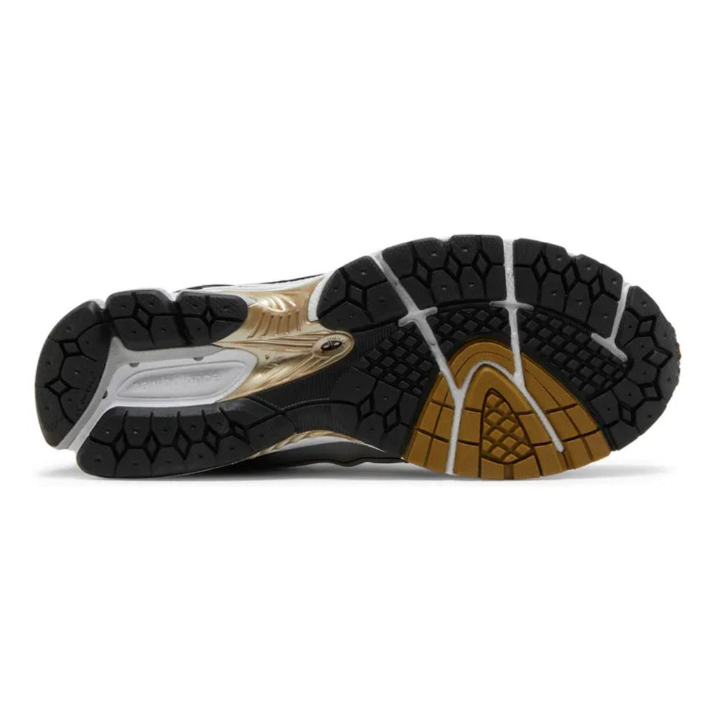 New Balance 1906R 'White / Metallic Gold'