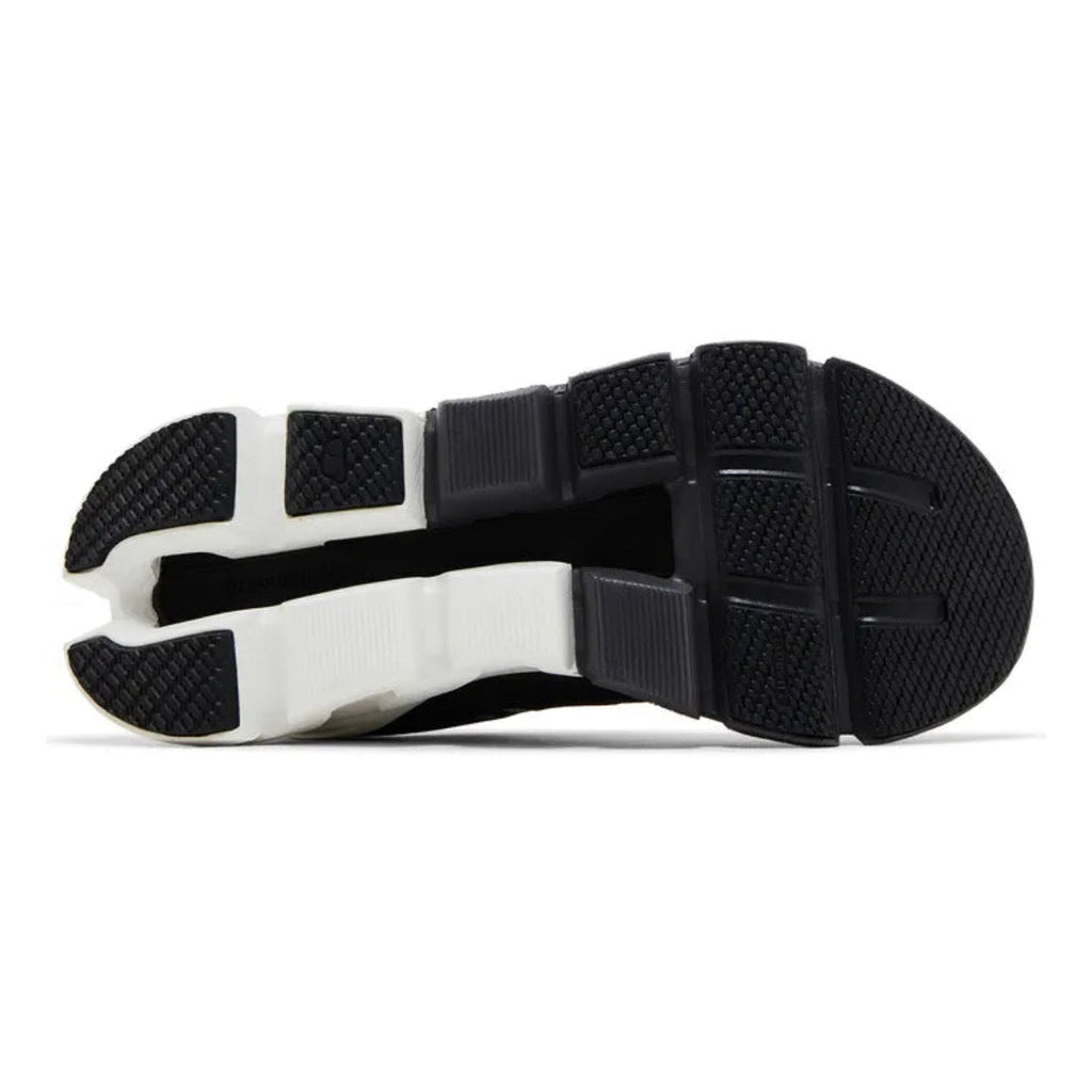 On Cloudflyer 4 'Black / White'