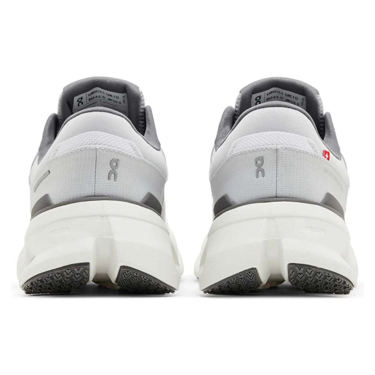 On Cloudrunner 2 'Frost / White'