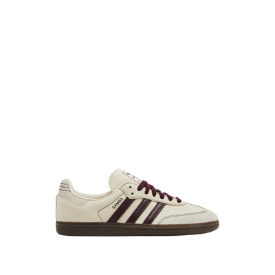 Wonder White / Maroon