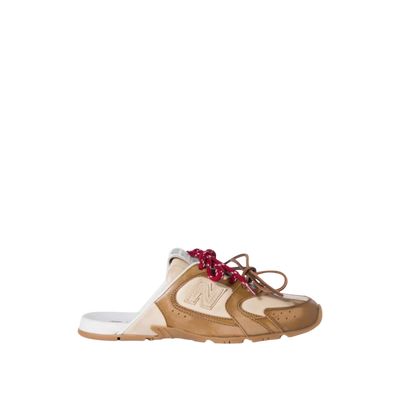Beige / Brown
