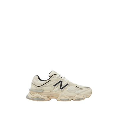 Turtledove / Black