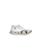 On Cloudboom Strike LightSpray 'White / Black'