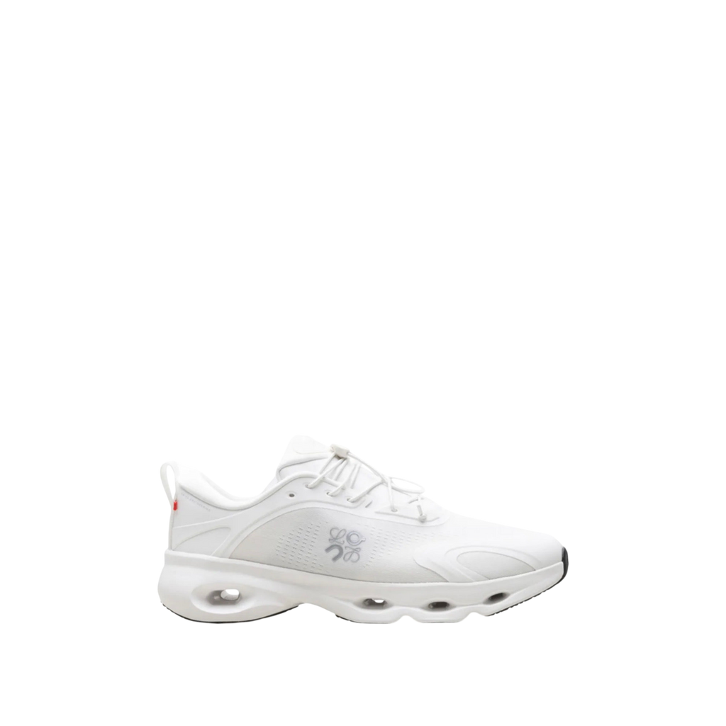 On Cloudsolo 'White'
