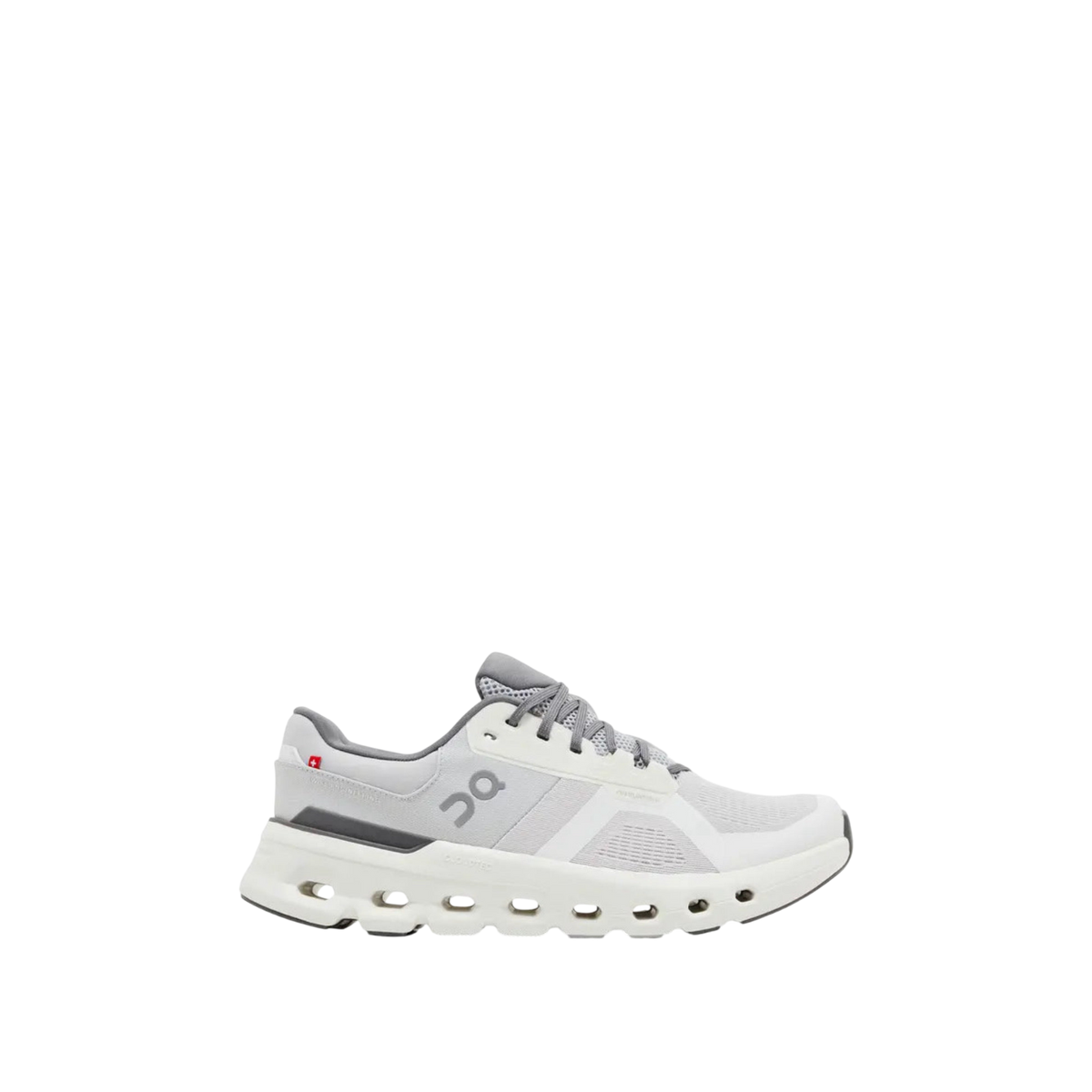 On Cloudrunner 2 'Frost / White'
